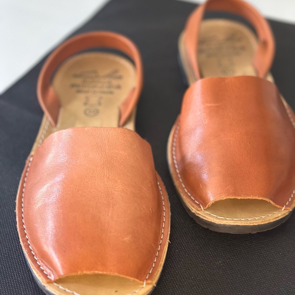 Women's Tan Leather Sandals